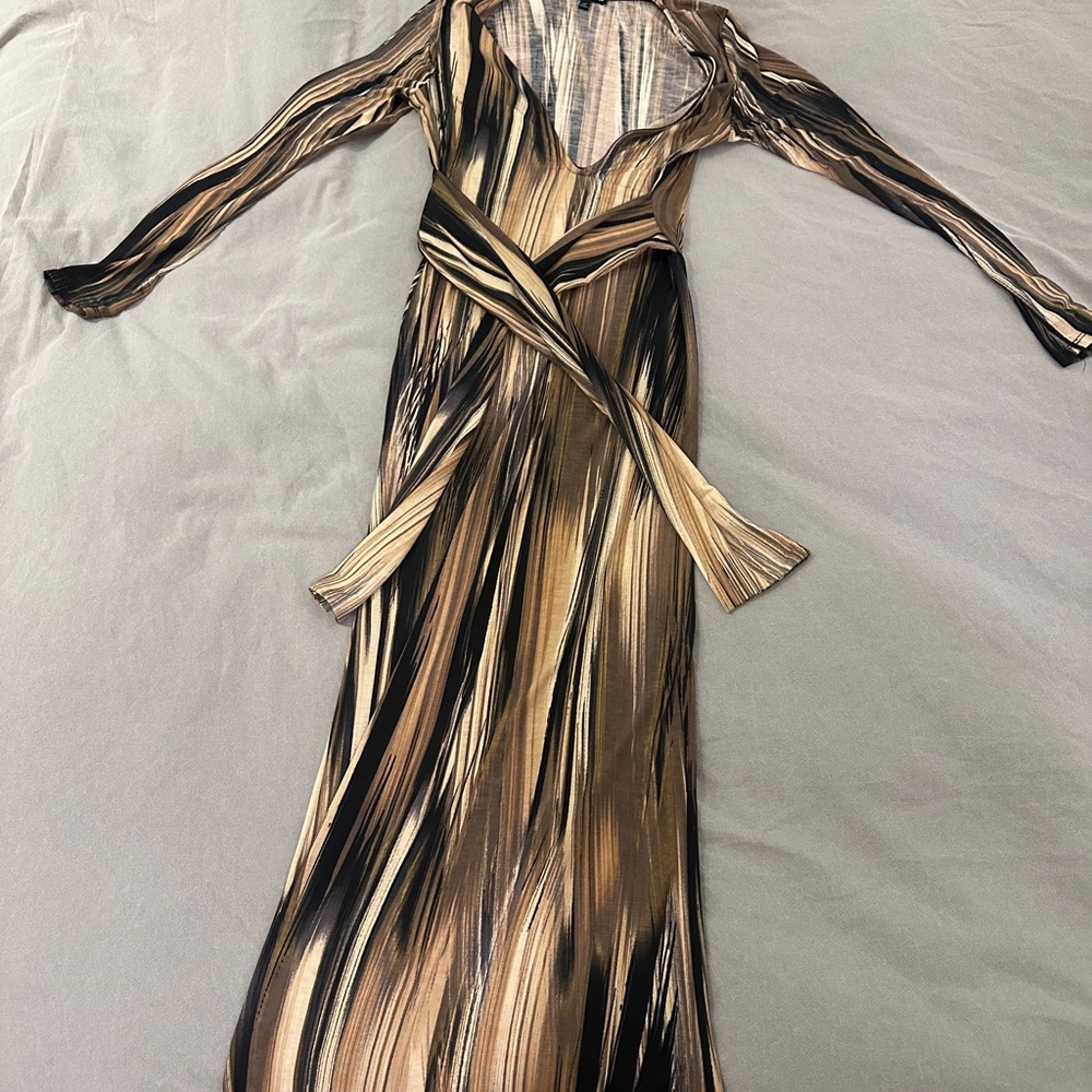 Fashion Nova Gold and Black Asymmetrical Pleated Gown